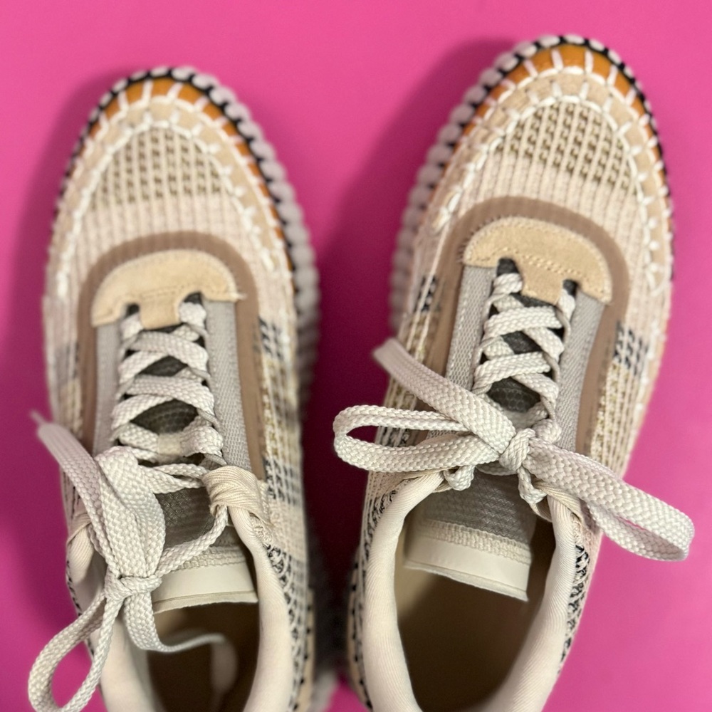 Chloe Beige and Gray Women's Sneakers